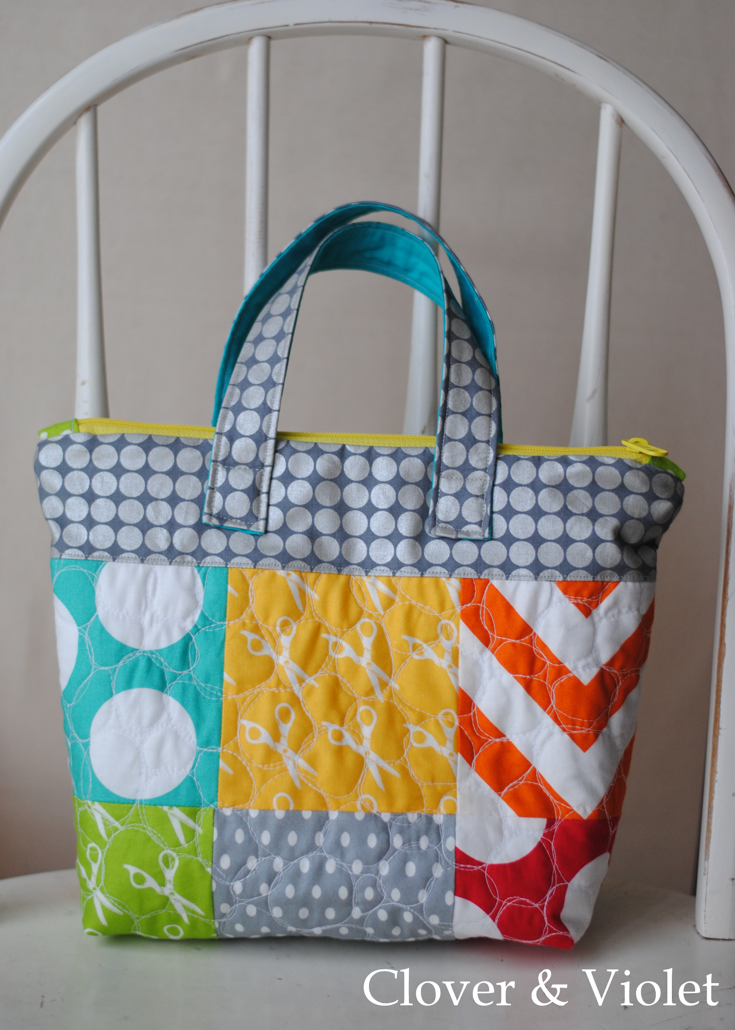 Clover & Violet — New Lunch Bag {& Zippers!}