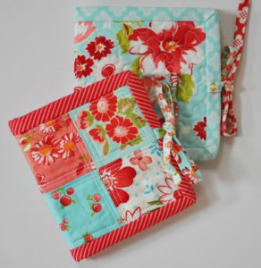 Last Minute Gift Tutorial: Patchwork Tea Mat with Inside Pocket ...