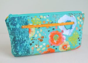 The Poppy Clutch :: Free Pattern - Clover & Violet